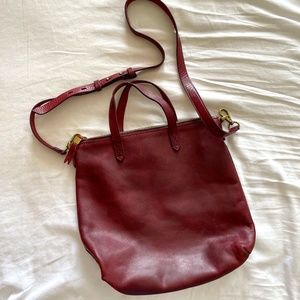 Madewell | Medium Leather Tote | Dark Cabernet